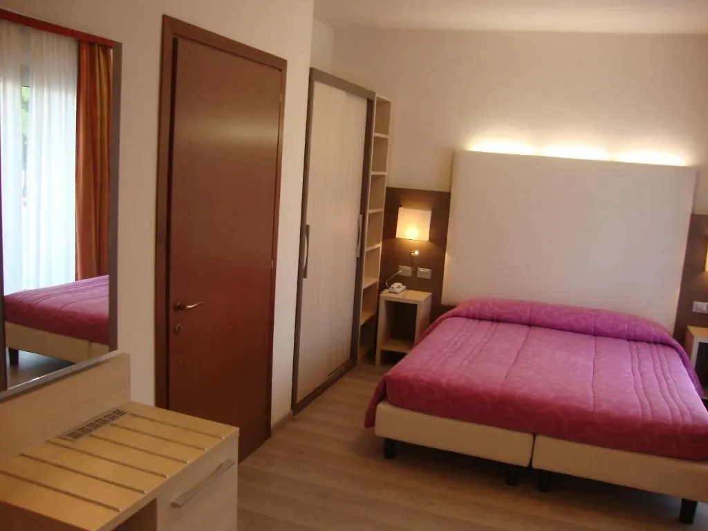 Hotel Venezia Caorle 3*,