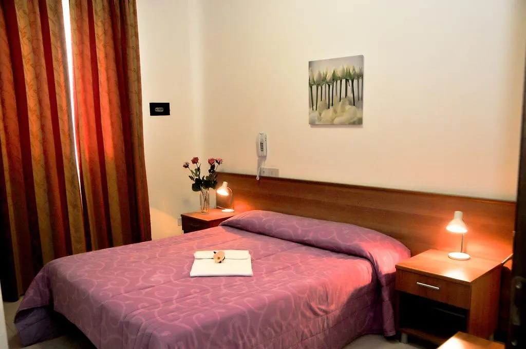 Hotel Venezia Caorle 3*,  İtalya